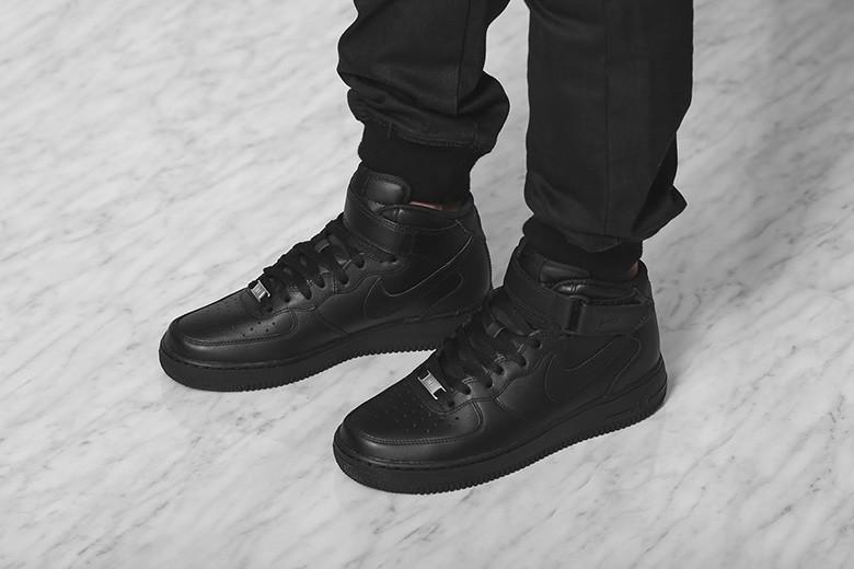 Nike Air Force 1 Mid 07 Black Sneaker