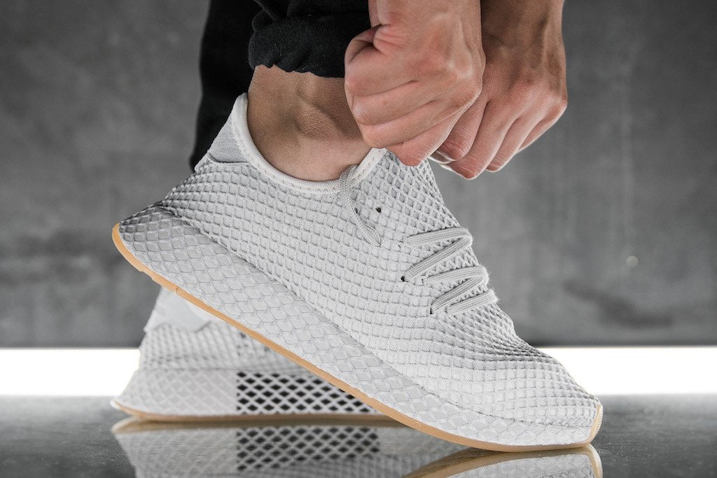 How To Style adidas Original Deerupts