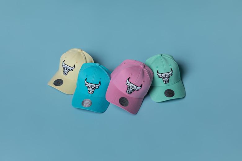 Mitchell And Ness Bulls Strapbacks In Four New Colours