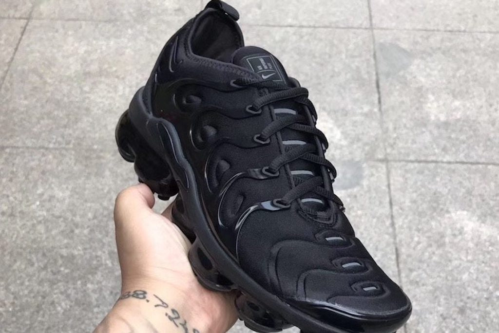 Cop A Pair Of Hyped Nike Air Vapormax Plus At CK 👌