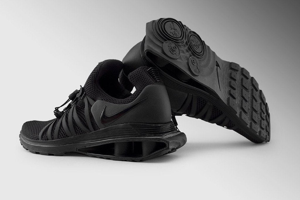 Black Is The New Black - Cop Nike Shox Gravity Now!
