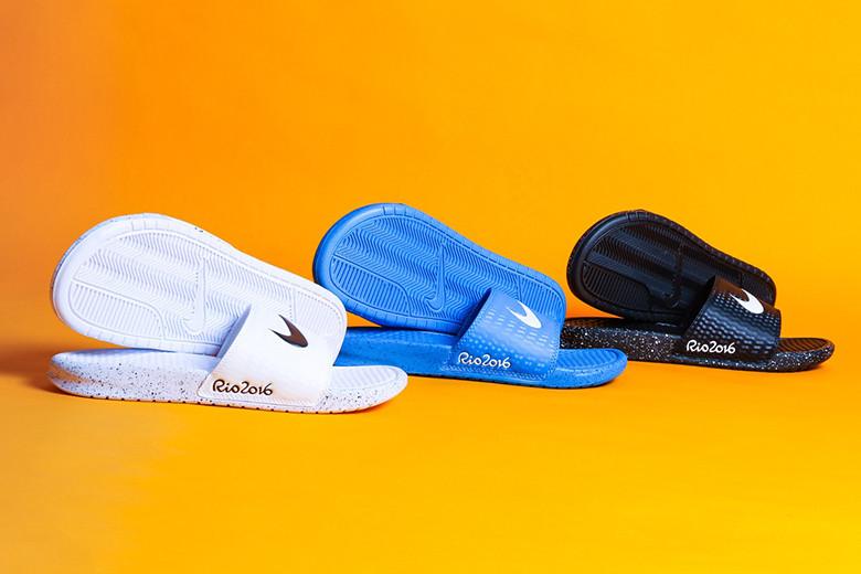 Nike Benassi Swoosh "Rio" Slides