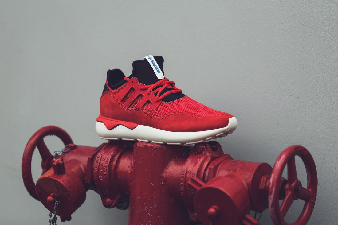 adidas Originals Tubular Moc Core Red