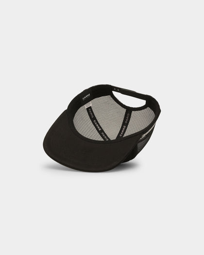 Carré Star Sign Trucker Snapback Black
