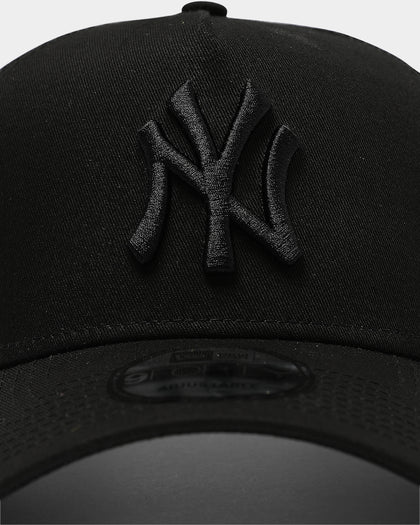 New Era New York Yankees 9FORTY A-Frame Trucker Black/Black