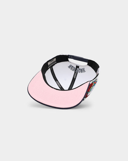 Pro Standard New York Yankees Roses Snapback White