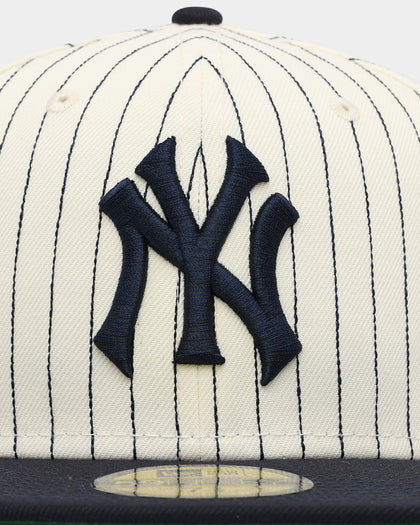 New Era New York Yankees 'Retro Script' 59FIFTY Fitted OTC
