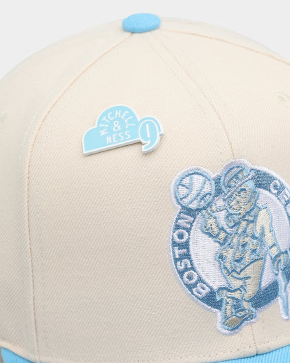 Mitchell & Ness Boston Celtics 'Sky Blue' Snapback Cream