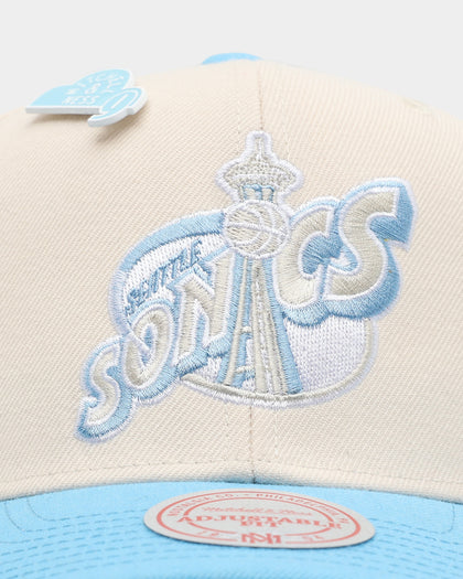 Mitchell & Ness Seattle Sonics 'Sky Blue' Snapback Cream