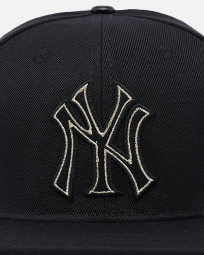 Pro Standard New York Yankees 'Black & Gold' Snapback Black/Gold