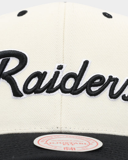 Mitchell & Ness Las Vegas Radiers Team Script OG Snapback Vintage Cream