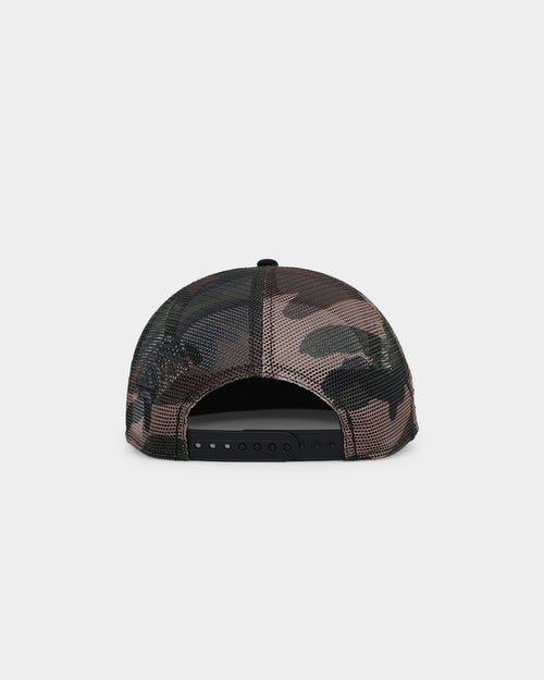 New Era X Nascar Chase Elliott Hooters Golfer Trucker Snapback Black