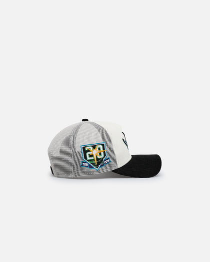 New Era Tampa Bay Rays '2-Tone Corduroy' 9FORTY A-Frame Trucker Snapback Chrome/Black