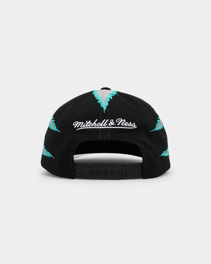 Mitchell & Ness Memphis Grizzlies Claw Snapback Black