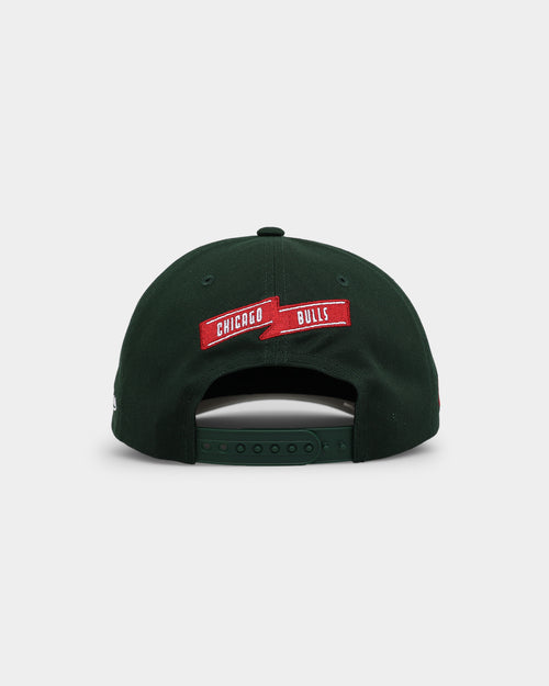 Mitchell & Ness Chicago Bulls Letterman Deadstock Snapback Malachite Green