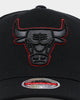 Mitchell & Ness Chicago Bulls 'Team Outline' Classic Red Snapback Black
