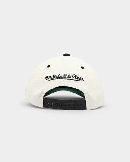 Mitchell & Ness Chicago Bulls 'Versus' Utah Jazz Deadstock Snapback Off White/Black