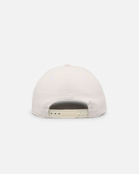 New Era Las Vegas Raiders 'Currency Corduroy' Golfer Pre-Curved Snapback Chrome White