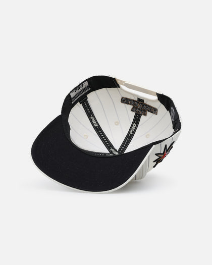 Pro Standard Vegas Golden Knights Pinstripe Snapback Eggshell/Yellow