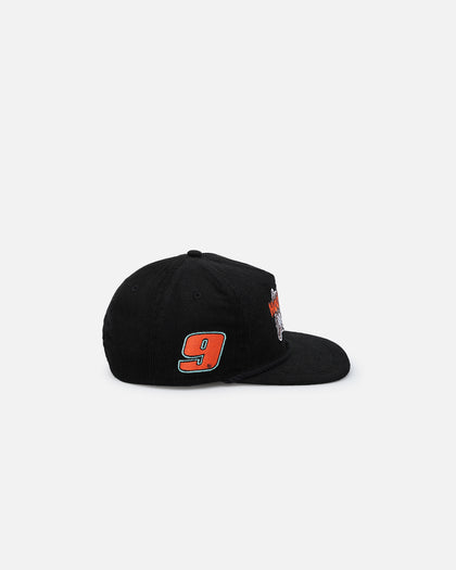 New Era Hooters Racing 'Nascar Sponsor Golfer Collection' Corduroy Golfer Snapback Black