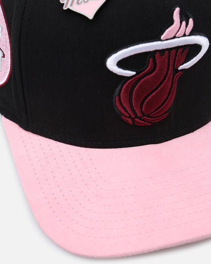 Mitchell & Ness Miami Heat 'Love & Devotion' Snapback Black/Pink