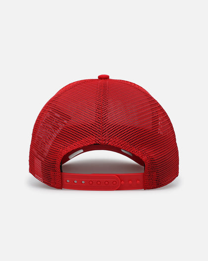 New Era Las Vegas Raiders 'Podium Pack' Pre-Curved Golfer Trucker Snapback Scarlett/Metallic