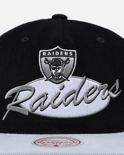 Mitchell & Ness Las Vegas Raiders Centre Circle Origin Snapback Black/Grey