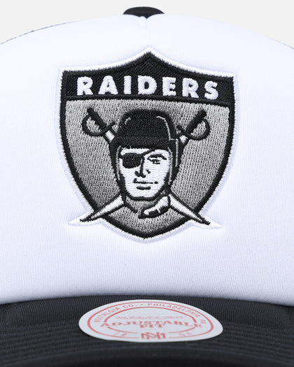 Mitchell & Ness Las Vegas Raiders Logo Foam Trucker Snapback Black/White