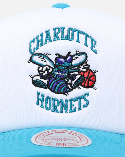 Mitchell & Ness Charlotte Hornets Logo Foam Trucker Snapback Teal/White