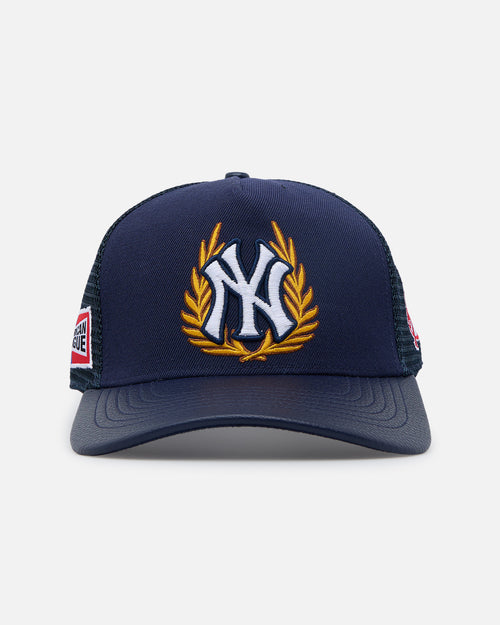 Pro Standard New York Yankees Fast Lane Trucker Strapback Midnight Navy