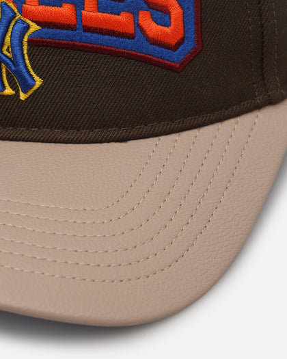 Pro Standard New York Yankees Stacked Strapback Brown
