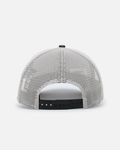 New Era New York Yankees "Camo Visor" 9FORTY A-Frame Trucker Snapback Stone/Olive
