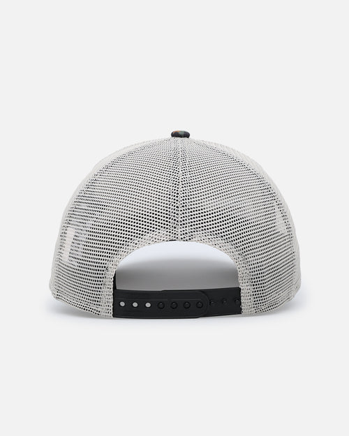 New Era New York Yankees "Camo Visor" 9FORTY A-Frame Trucker Snapback Stone/Olive