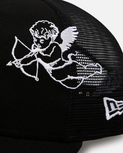 New Era Atlanta Braves 'Cherub Trucker' 9FORTY A-Frame Trucker Snapback Black/White