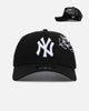New Era New York Yankees 'Cherub Trucker' 9FORTY A-Frame Trucker Snapback Black/White