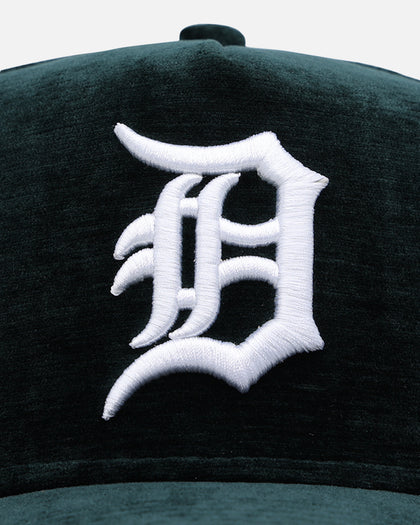 New Era Detroit Tigers 'Plush Chenille' 9FORTY A-Frame Snapback Dark Green