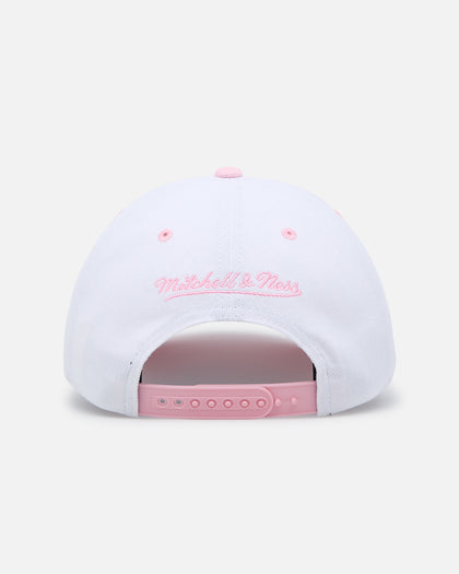 Mitchell & Ness Inter Miami Logo Pro Crown Snapback Light Pink