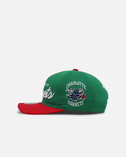Mitchell & Ness Charlotte Hornets 'Viva Mexico Script' Deadstock Snapback Green/Red