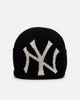 New Era New York Yankees Mega Logo Beanie Black