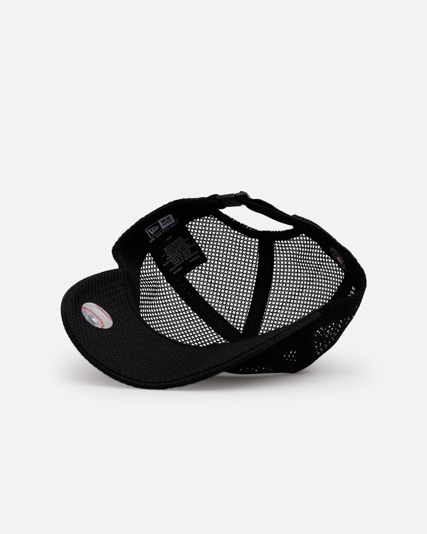 New Era New York Yankees 'Black Mesh' Casual Classic Strapback