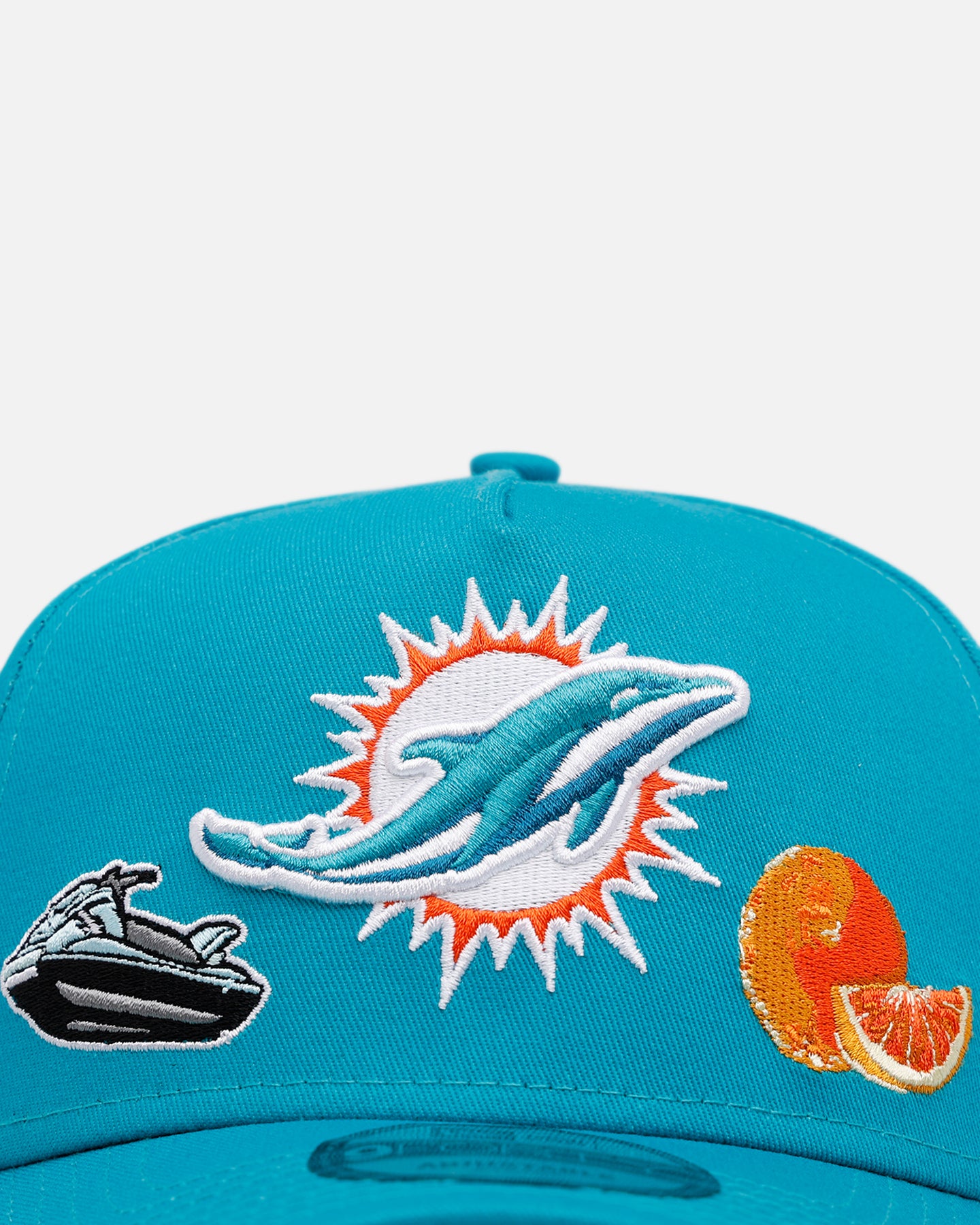 Gulf ロゴ入りドラム缶 水色 New Era Miami Dolphins 'City Icons' 9FORTY A-Frame Snapback Teal