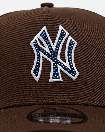 New Era New York Yankees 'Diamante' 9FORTY A-Frame Snapback Walnut