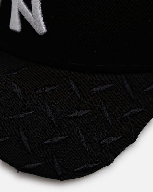 New Era New York Yankees 'Dark Steel' 9FORTY A-Frame Snapback Black/Grey