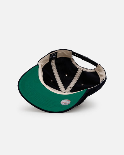 47 Brand New York Yankees 'Pitchout' 47 Hitch Corduroy Snapback Navy