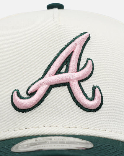 New Era Atlanta Braves 'Chrome Dark Green' 9FORTY A-Frame Snapback Chrome/Dark Green