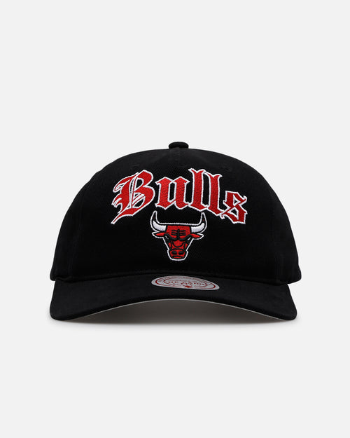 Mitchell & Ness Chicago Bulls 'Old English' Caddy Fit Snapback Black