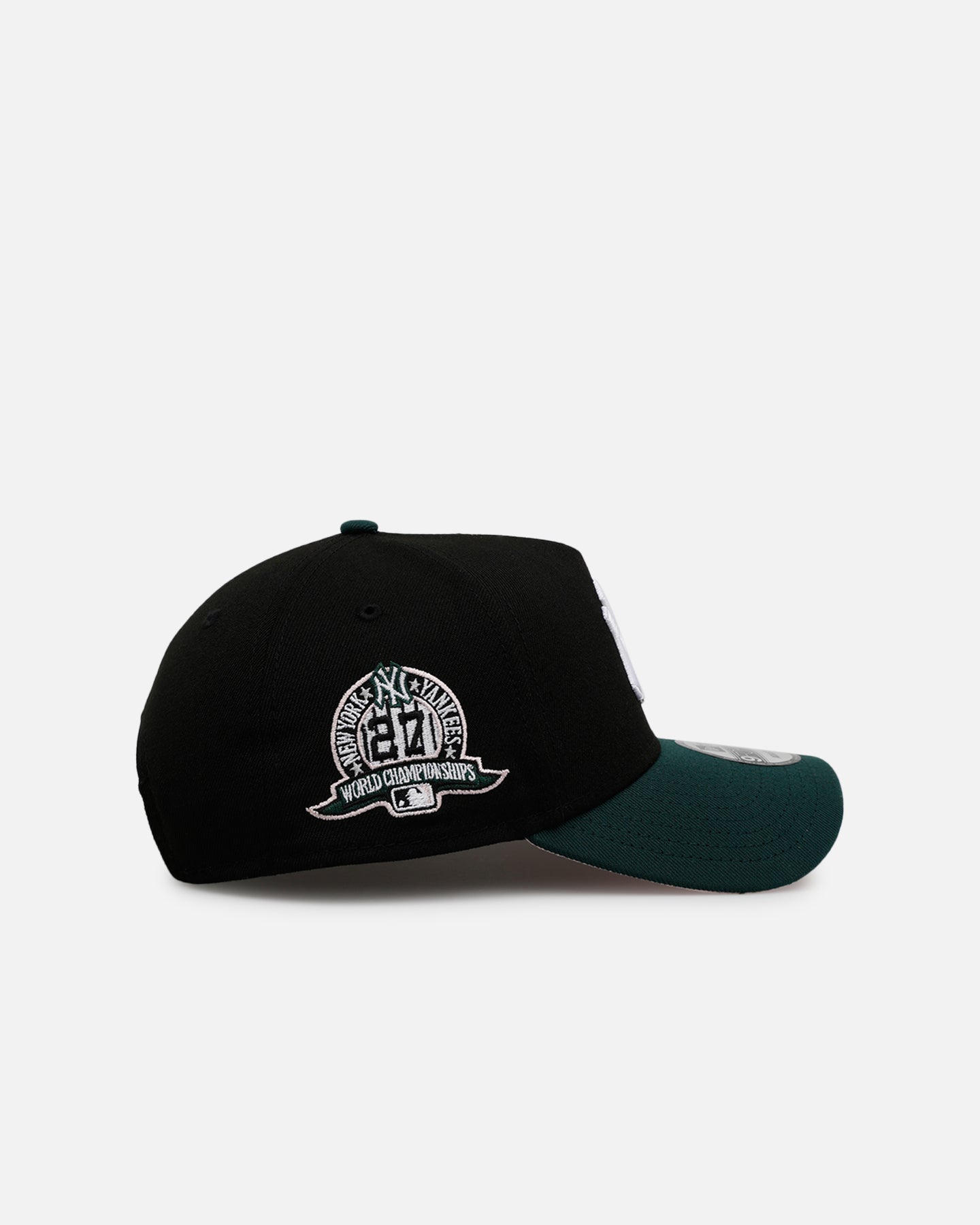 New Era New York Yankees 'Black Dark Green' 9FORTY A-Frame