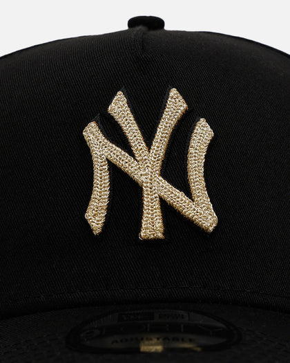New Era New York Yankees 'Raised Metallic Chainstitch' 9FORTY A-Frame Snapback Black