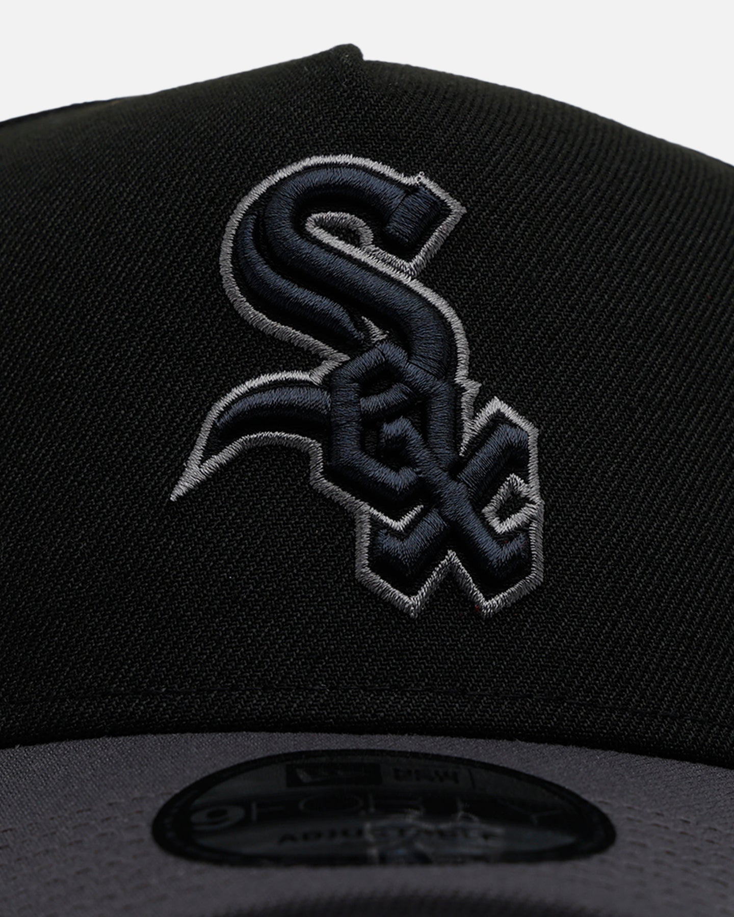 New Era Chicago White Sox 'Stealth' 9FORTY A-Frame Snapback Black