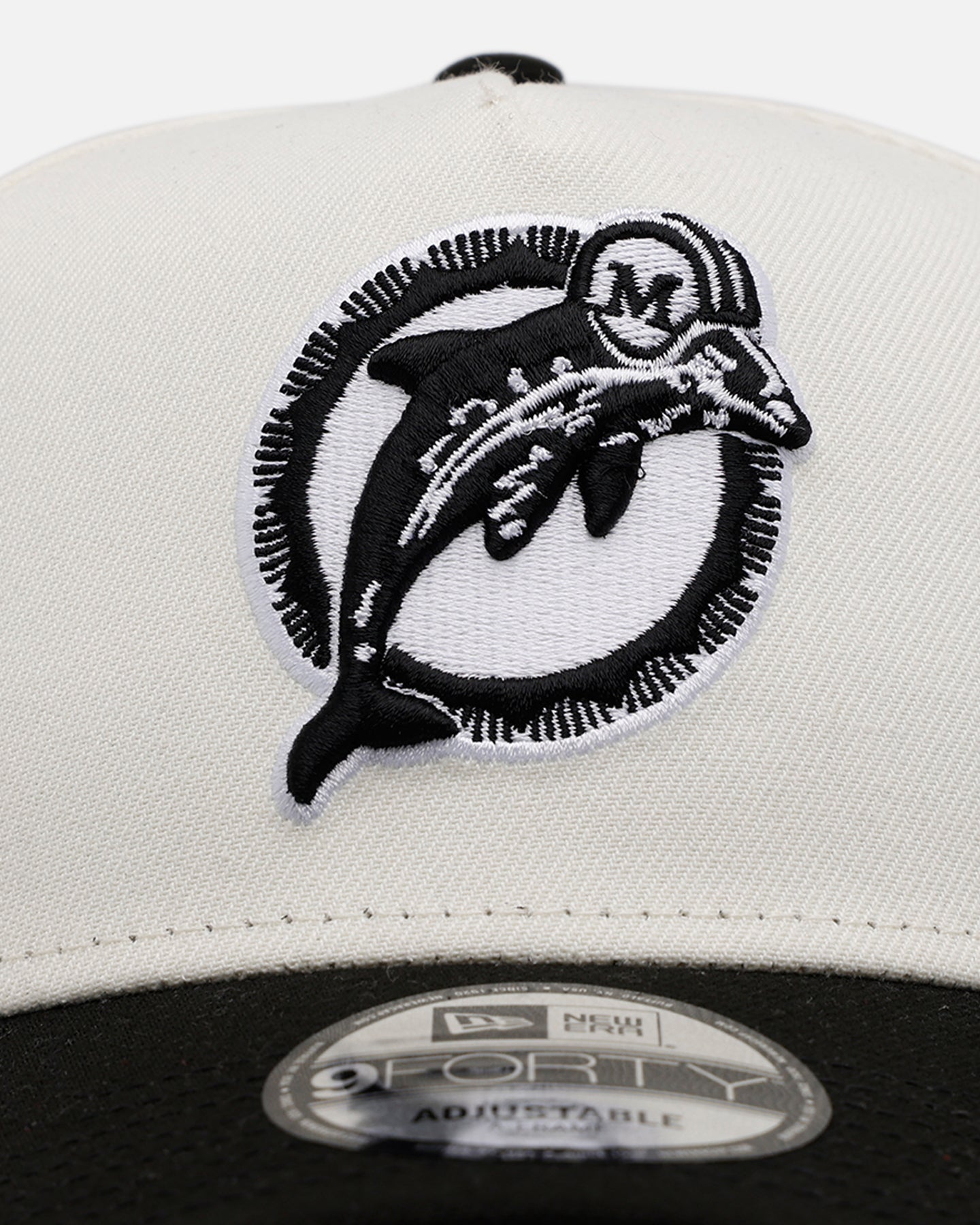 New Era Miami Dolphins 'Chrome Black' 9FORTY A-Frame Snapback
